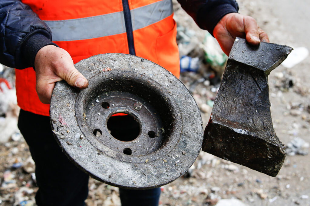 Bunting ElectroMax Overband Magnets at W Maw Recycling in Rotherham